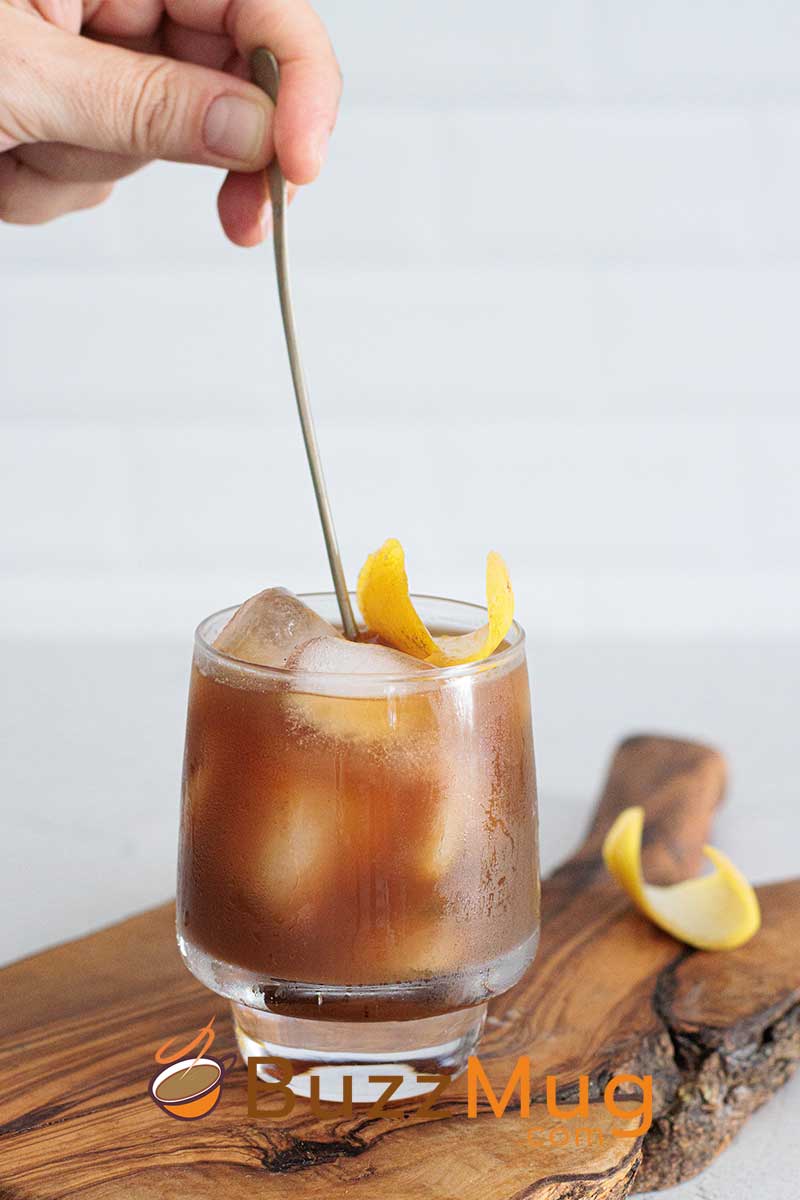 BuzzMug Bourbon Cold Brew Old Fashioned being Stirred